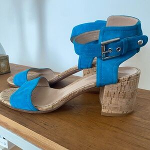 Authentic Gianvito Rossi turquoise Rikki suede and natural cork sandals
